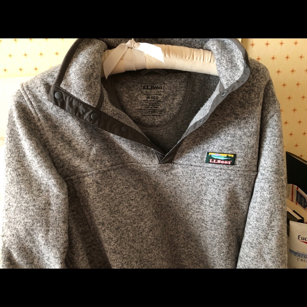LL BEAN men's sweater